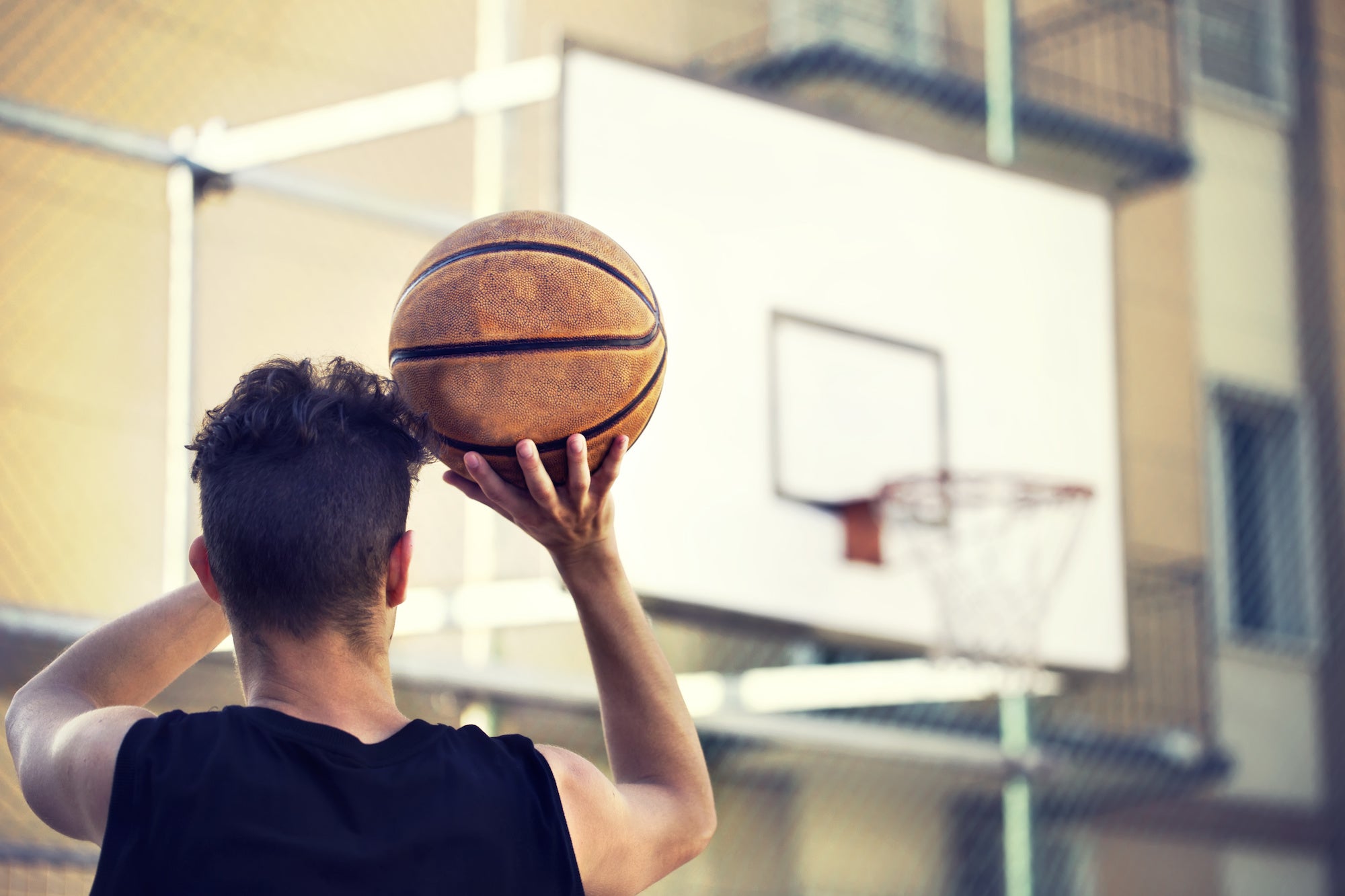 5 Rookie Basketball Mistakes that Cause Back Pain