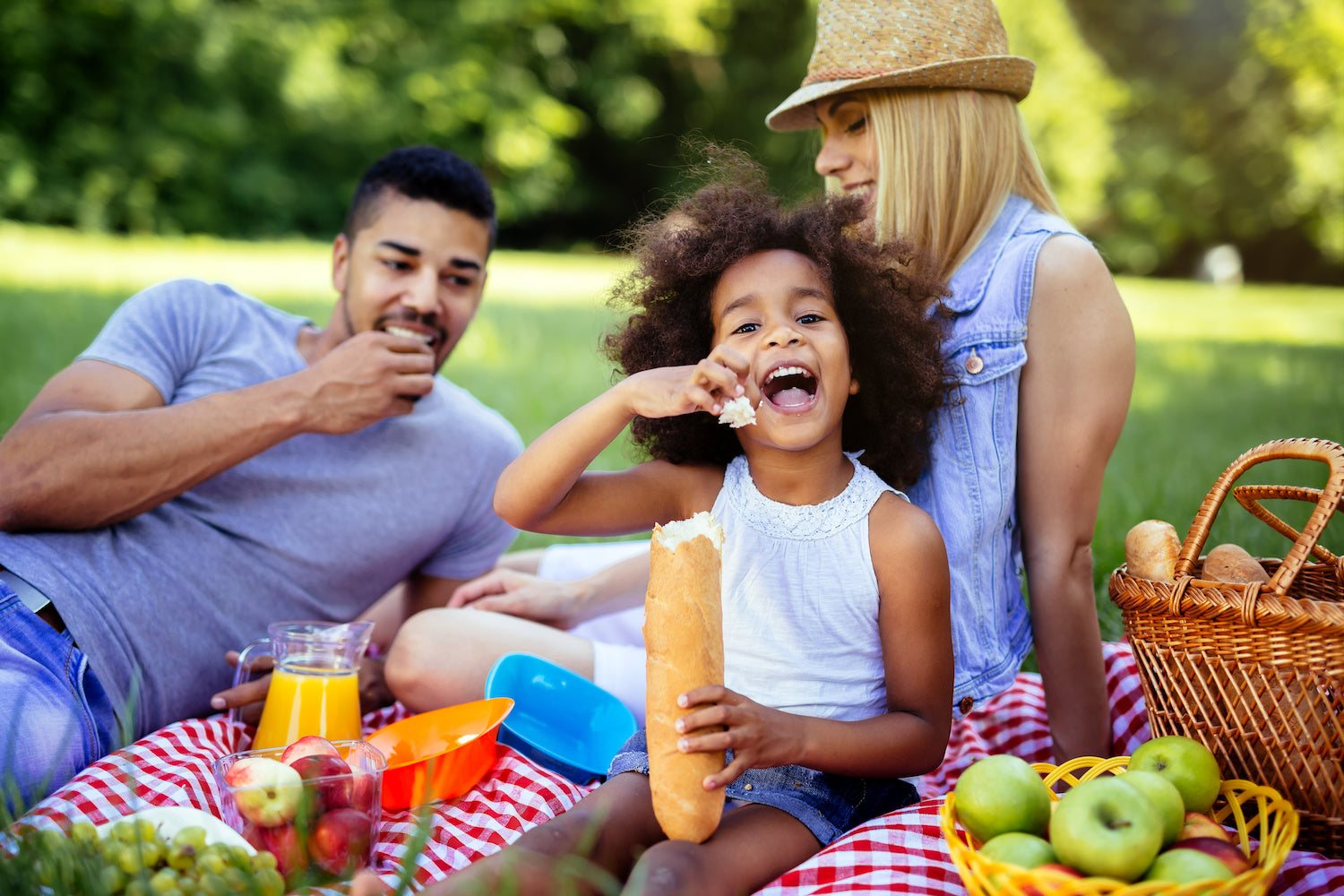 What Food to Pack on Your Picnic for Joint Pain Relief